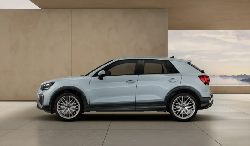 
								Audi Q2 Adrenalin edition 35 TFSI 110(150) kW(CV) 6 vel. full									
