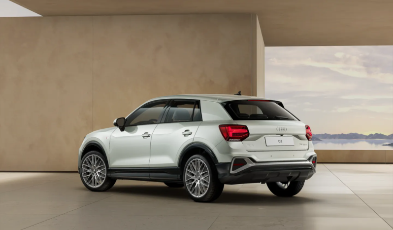 
								Audi Q2 Adrenalin edition 35 TFSI 110(150) kW(CV) 6 vel. full									