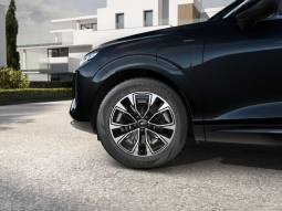 
										Audi Q3 Sportback Advanced e-hybrid 200 kW S tronic full									