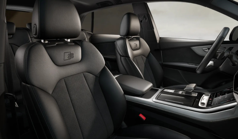 
								Audi Q8 SUV Black limited TFSI e quattro 290(394) kW(CV) tiptronic full									