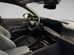 
										Q3 e-hybrid Launch Edition S tronic 200kW – 5512NKW full									