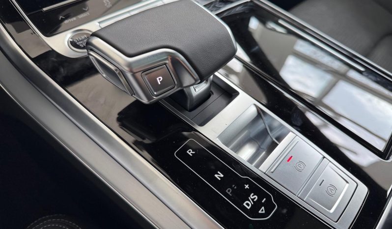 
								Q8 TFSIe Black line quattro tiptronic 290kW – 6756NLR full									