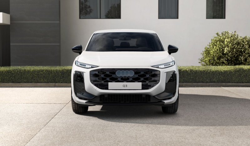 
								Audi Q3 Sportback Black line edition e-hybrid 200 kW S tronic full									