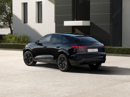 
										Audi Q3 Sportback Black line edition e-hybrid 200 kW S tronic full									