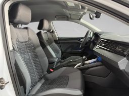 
										A1 Sportback Adrenalin Black edition 30 TFSI 85(116) kW(CV) S tronic – 0090NNS full									