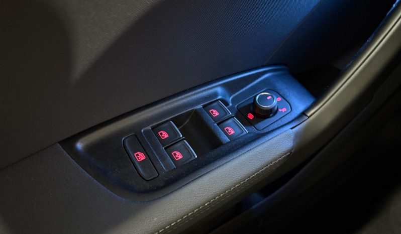 
								A1 Sportback Adrenalin Black edition 30 TFSI 85(116) kW(CV) S tronic – 0090NNS full									