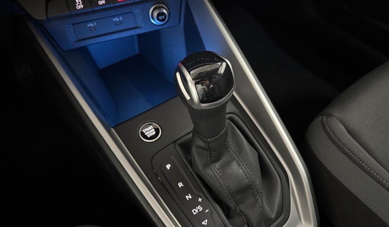 
								A1 Sportback Adrenalin Black edition 30 TFSI 85(116) kW(CV) S tronic – 0090NNS full									