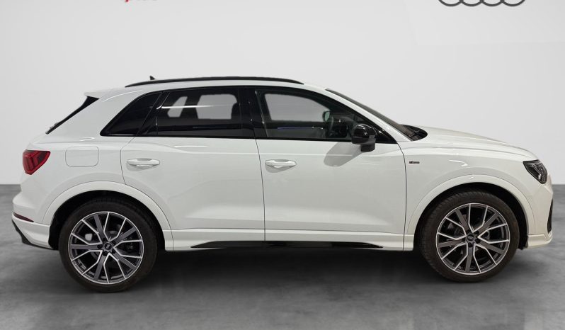 
								Q3 35 TDI Black line S tronic 110kW – 2826NDF full									