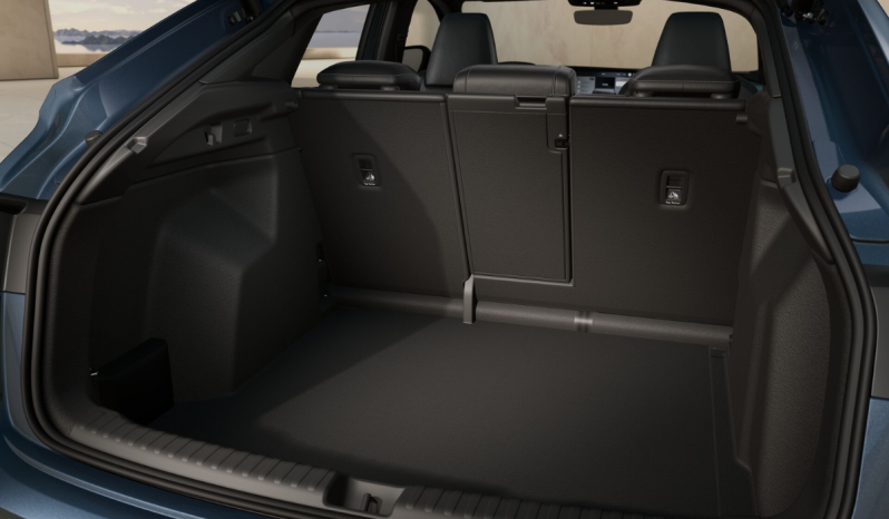 
								Audi Q4 Sportback S line e-tron performance 210,00 kW 77,0 kWh full									