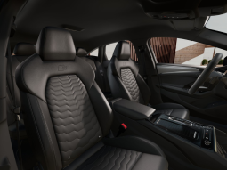 
										Audi A6 Sportback S line e-tron performance 270,00 kW 94,9 kWh full									