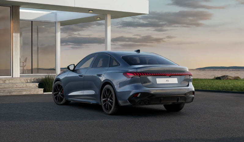 
								Audi A5 Sedan Black line TDI 150(204) kW(CV) S tronic full									