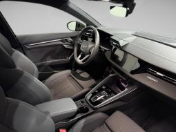 
										A3 Sedán TFSI S line S tronic 110kW – 0453NDY full									