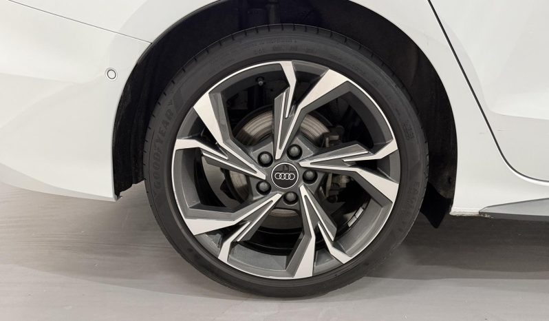 
								A3 Sedán TDI S line S tronic 110kW – 5886NDR full									