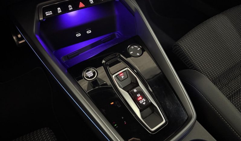 
								A3 Sedán TDI S line S tronic 110kW – 5886NDR full									