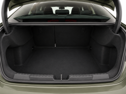 
										A3 Sedán TFSI S line S tronic 110kW – 0453NDY full									