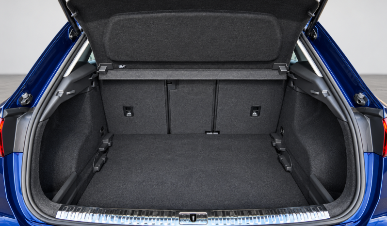 
								AUDI Q3 40 TFSI Advanced quattro S tronic – 7705LZL full									