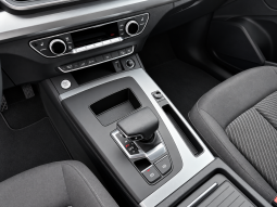 
										Audi Q5 Advanced 50 TFSI e quattro 220(299) kW(CV) S tronic – 5474MXD full									