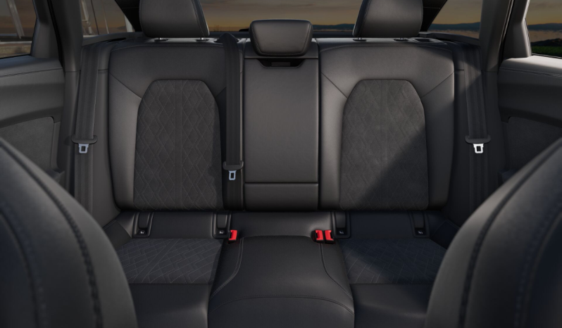 
								Audi A5 Avant Black line e-hybrid quattro 220 (299) kW (CV) S tronic full									