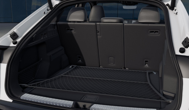 
								Audi Q5 Sportback Black line TDI quattro 150(204) kW(CV) S tronic full									