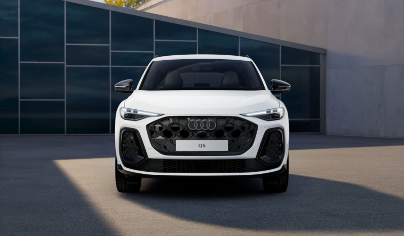
								Audi Q5 SUV Black line TDI quattro 150 (204) kW (CV) S tronic full									