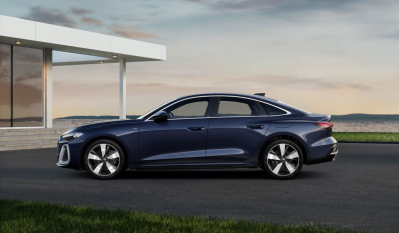 
								Audi A5 Sedan S Line e-hybrid quattro 220 (299) kW (CV) S tronic full									