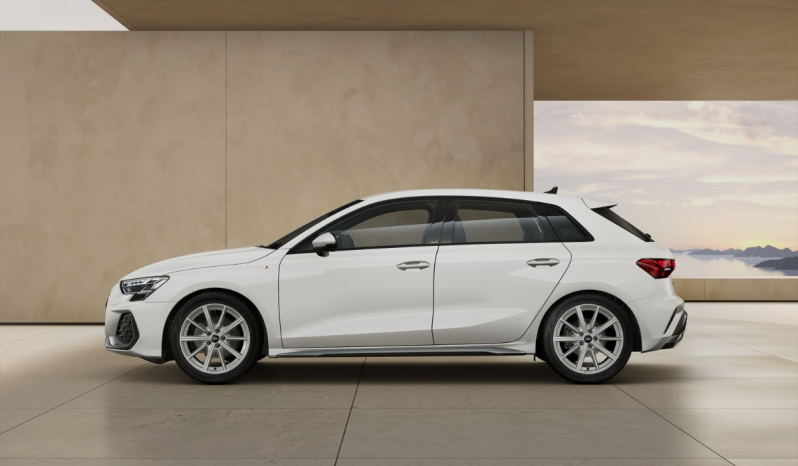 
								Audi A3 Sportback S line TFSI 110 (150) kW (CV) S tronic full									