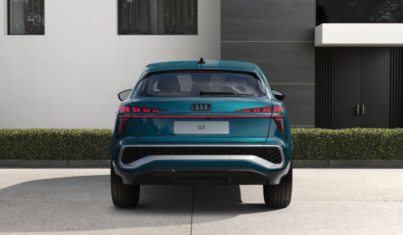 
								Audi Q3 Sportback S line e-hybrid 200(272) kW(CV) S tronic full									