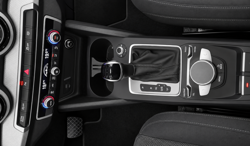 
								Q2 35 TFSI S line S tronic 110kW – 1207LXR full									