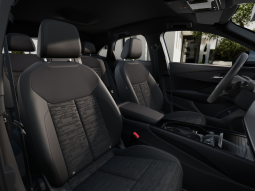 
										Audi Q3 Sportback Advanced e-hybrid 200 kW S tronic full									