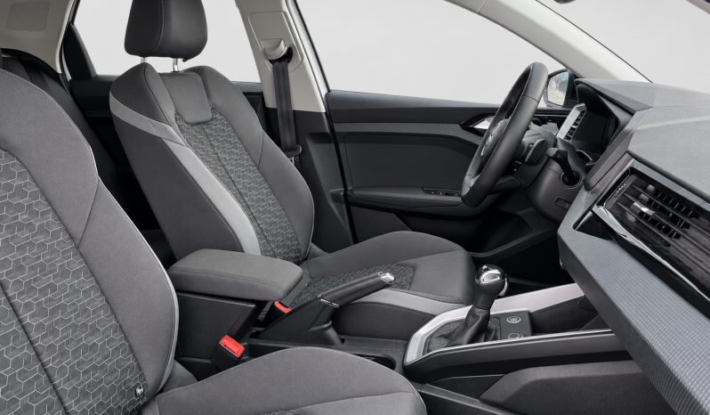 
								Audi A1 Sportback Adrenalin Black edition 30 TFSI 85(116) kW(CV) S tronic – 8704NHD full									